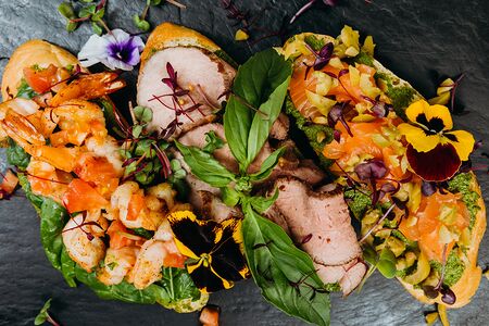 Антипасти из трёх брускетт