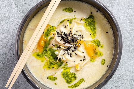 Суп Том Кха с курицей