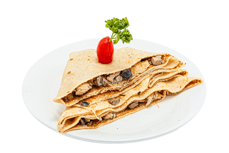 Блины с курицей и грибами