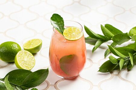 Лимонад Персик-лайм