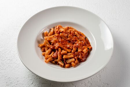 Казаречче Аматричана с беконом