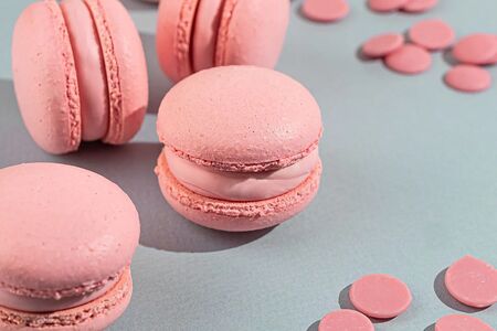 Макаронс со вкусом клубники