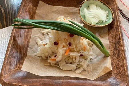 Капуста квашеная с клюквой