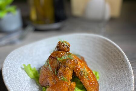 Крылышки Баффало с соусом барбекю