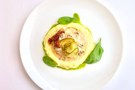 Бефстроганов с картофельным пюре