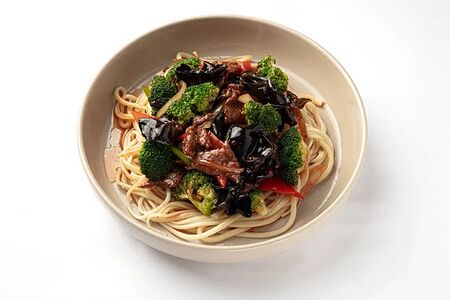 Брокколи лагман