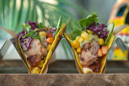 Тако чикен с курочкой и гуакамоле