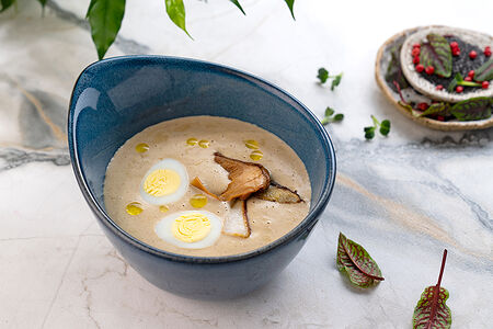 Крем-суп с боровиками и вешенками