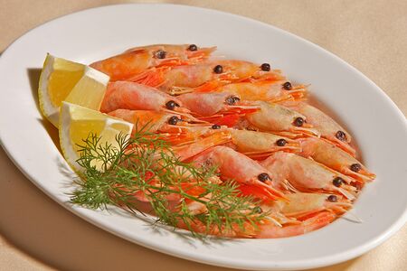 Креветки отварные