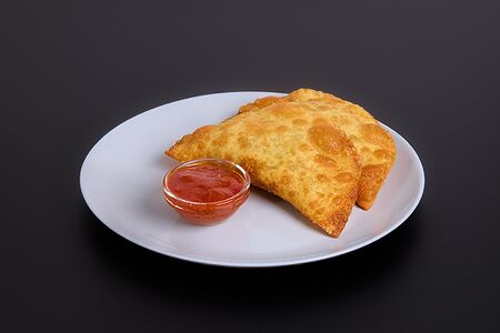 Чебуреки с картофелем и сыром