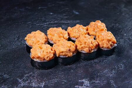 Ролл с острым лососем