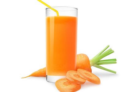 Свежевыжатый морковный сок
