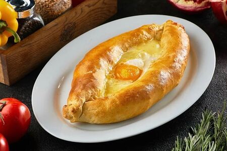 Хачапури по-аджарски