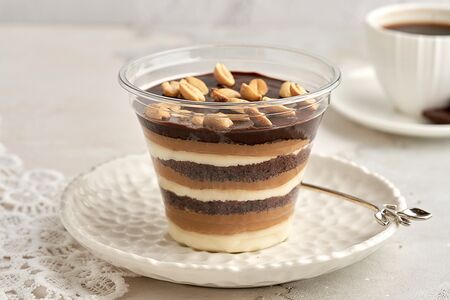 Трайфл Сникерс