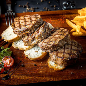 Медальоны из вырезки