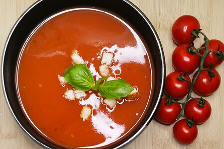 Суп-пюре томатный