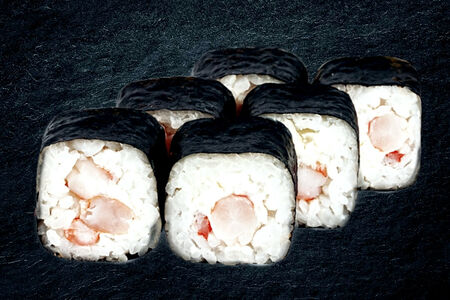 Маки с тигровой креветкой 6шт