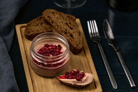 Паштет куриный с брусникой