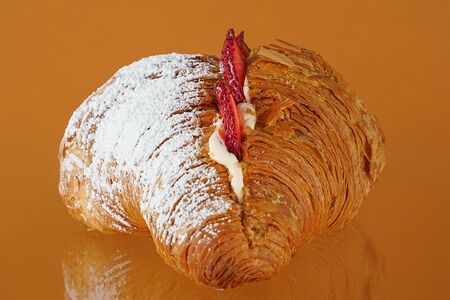 Королевский круассан