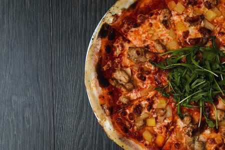 Свинина BBQ с ананасами