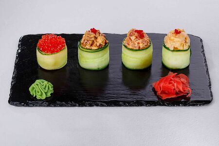 Гункан с угрем