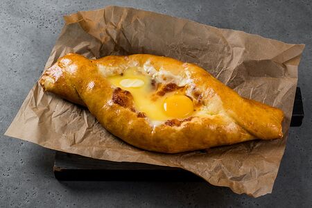 Хачапури по-аджарски