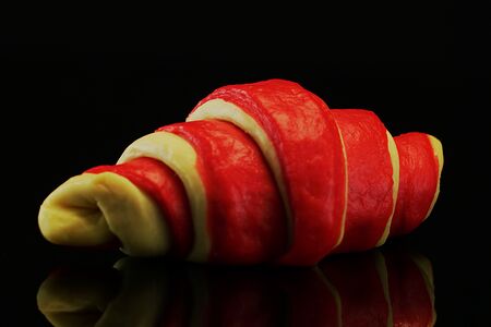 Круассан с кремом