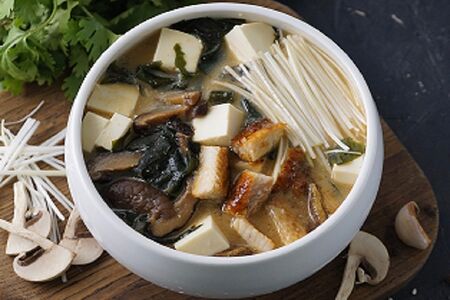 Мисо-суп по-японски с угрем