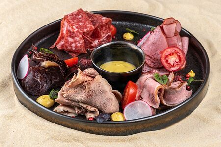 Мясное ассорти