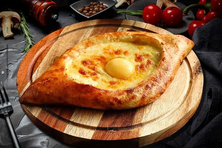 Хачапури по-аджарски