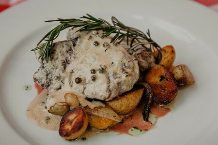 Филе говядины с зеленым перцем