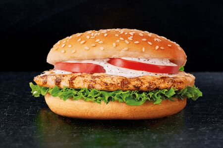 Бургер с цыпленком