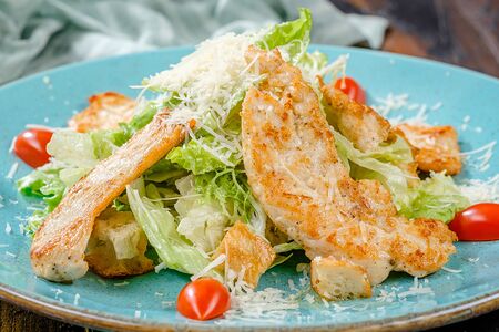 Цезарь с курицей