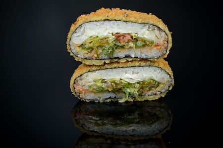 Азиатский бургер с курицей