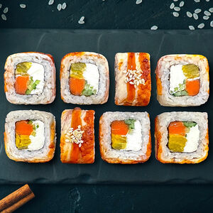 Унаги урамаки