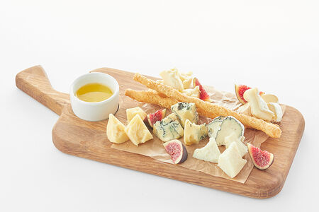 Сырная тарелка