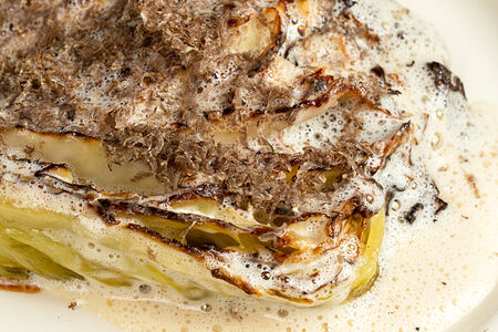 Капуста с черным трюфелем