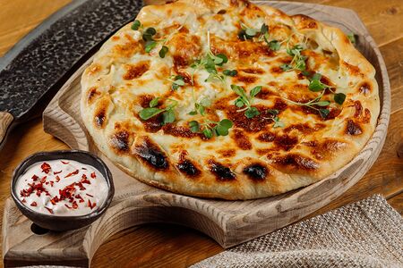 Хачапури с тремя видами мяса и сыра