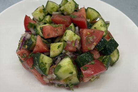 Овощной салат по-грузински