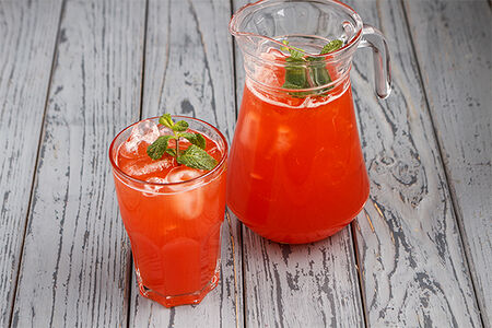 Лимонад клубничный мохито