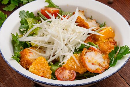 Салат с креветками