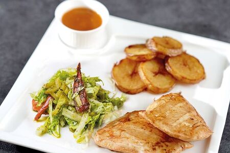 Томленое филе цыпленка