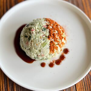 Салат Снежный краб с авокадо