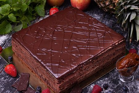 Торт Прага L