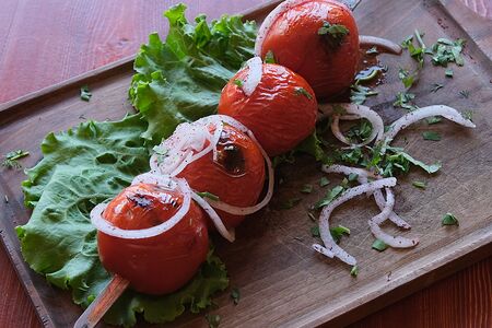 Помидоры на гриле