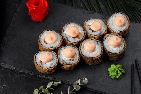 Жареный ролл Вулкан