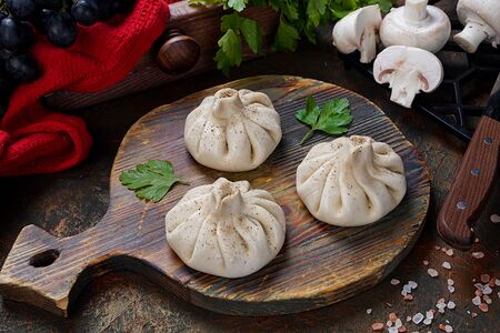 Хинкали с грибами