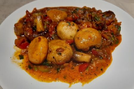 Чашушули с грибами