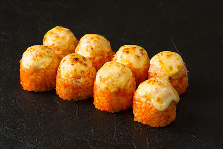 Ролл с запеченным крабом