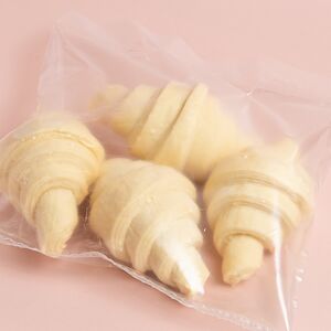 Замороженные классические круассаны